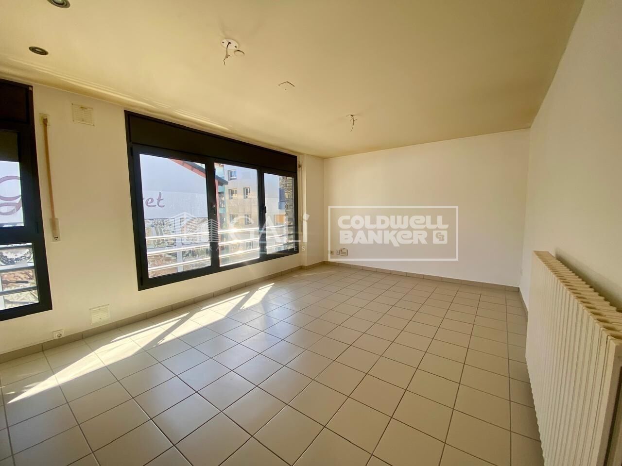 Apartment à Principado De Andorra (Ninguna Poblacion Tiene C.P.), Lleida, Espagne 1 chambre, 50 m2 No. 178428