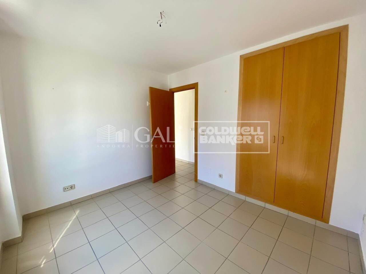 Apartment à Principado De Andorra (Ninguna Poblacion Tiene C.P.), Lleida, Espagne 1 chambre, 50 m2 No. 178428