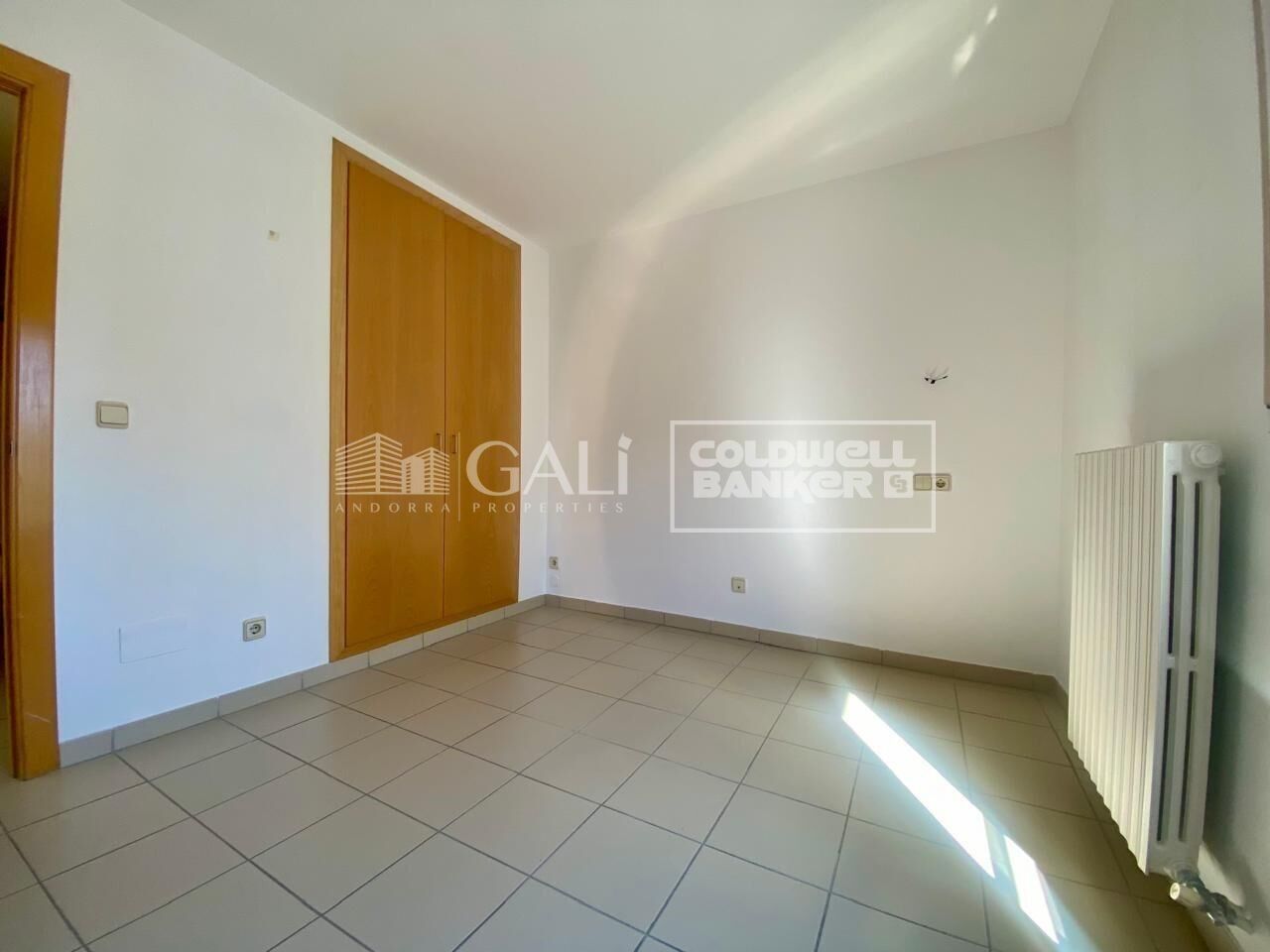 Apartment à Principado De Andorra (Ninguna Poblacion Tiene C.P.), Lleida, Espagne 1 chambre, 50 m2 No. 178428