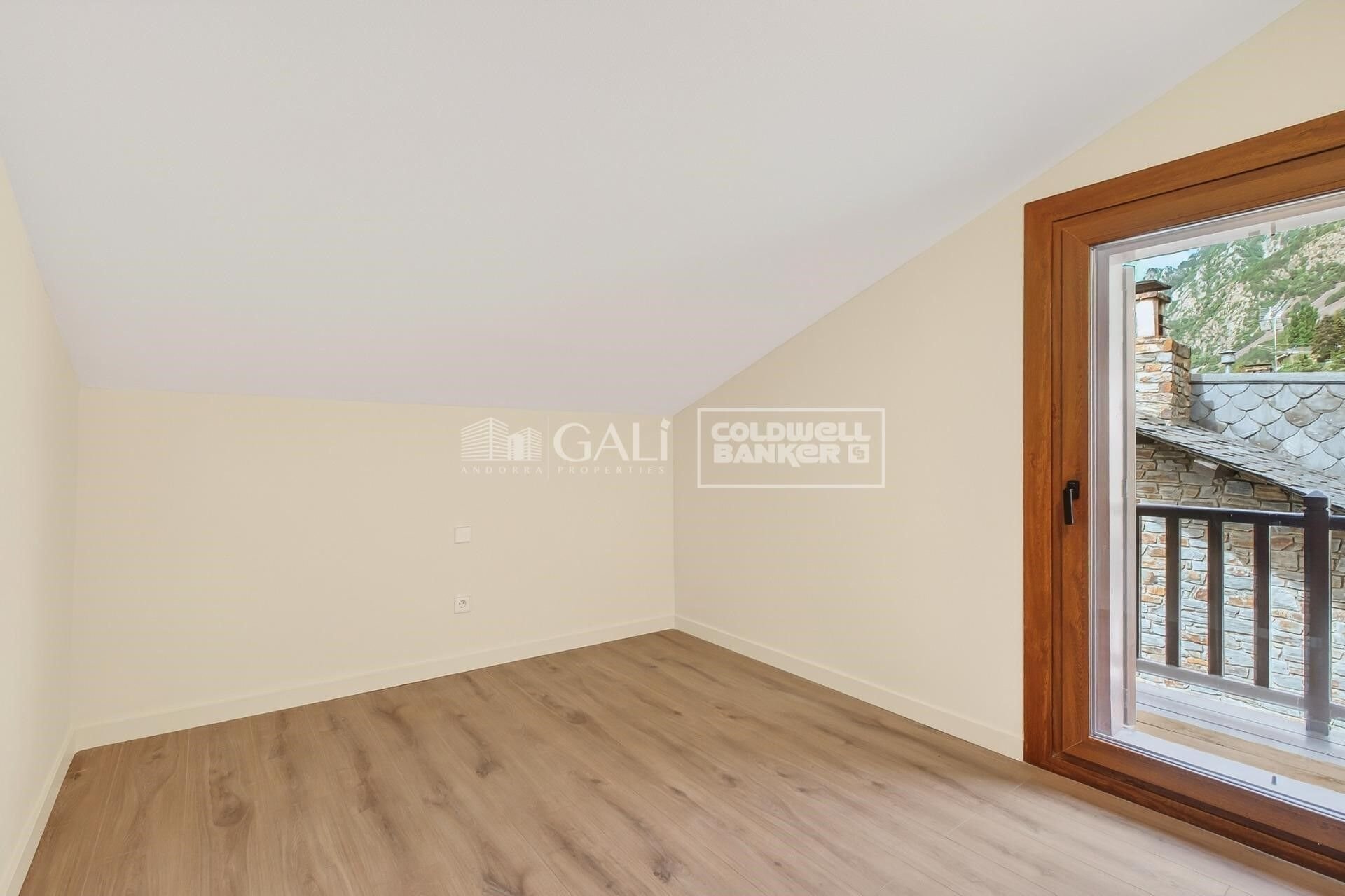 Casa a Principado De Andorra (Ninguna Poblacion Tiene C.P.), Lleida, Spagna 3 camere da letto, 232 mq. N° 178425
