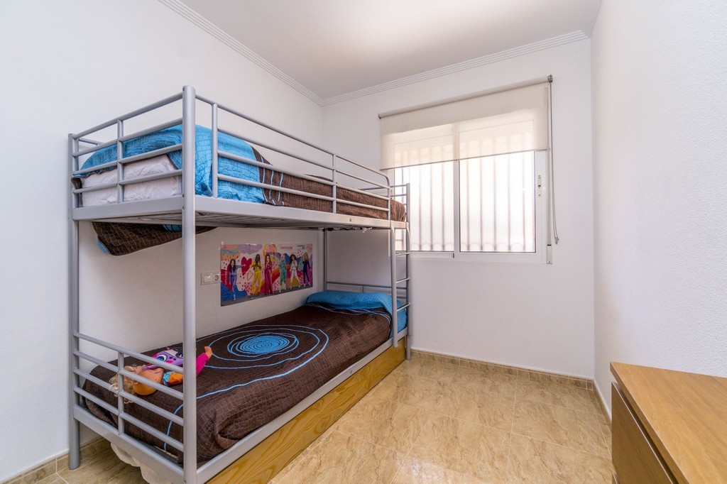 Квартира в Дехеса де Кампоамор, Аликанте, Испания 2 спальни, 77м2 №144831