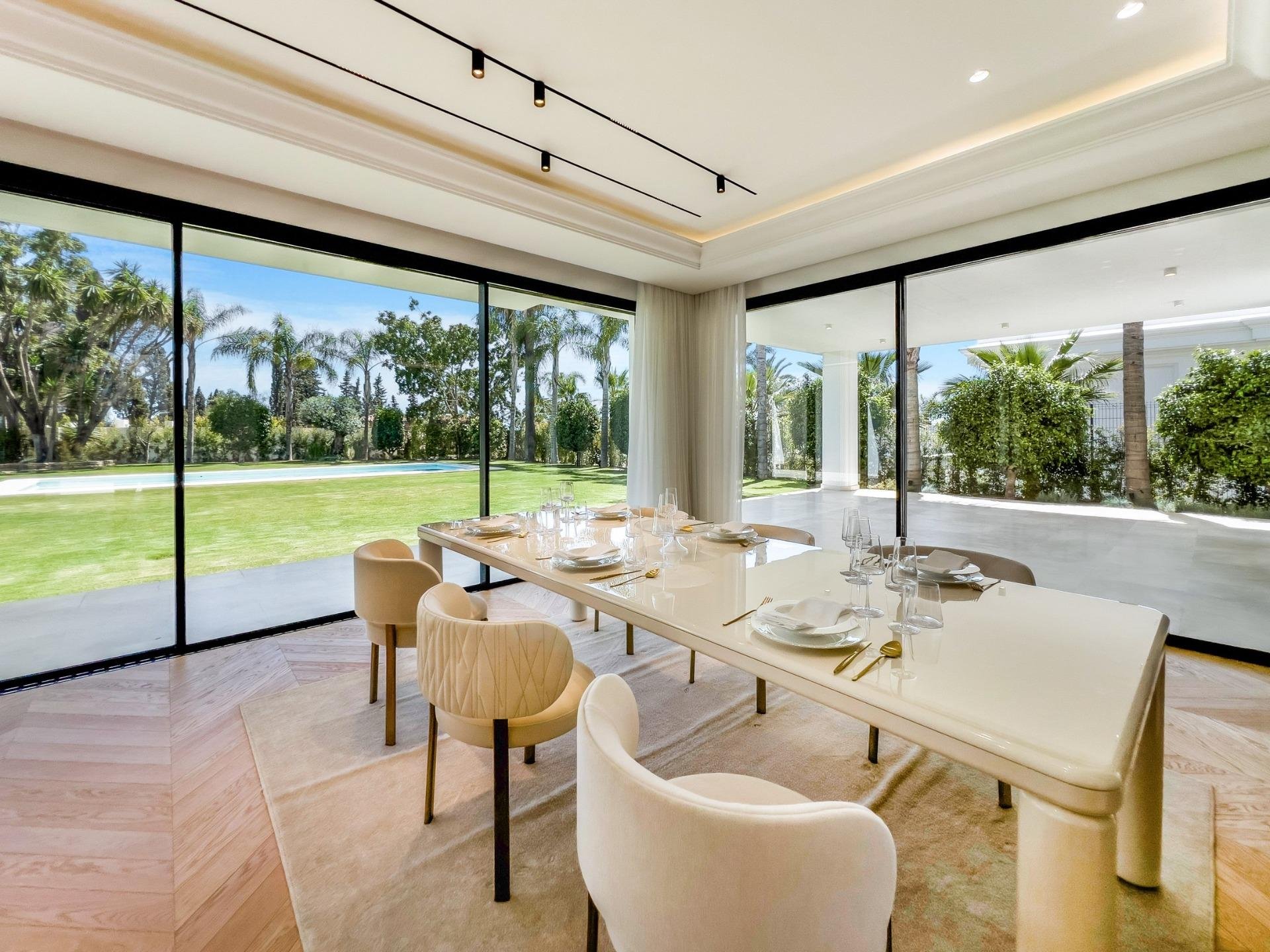 Villa Marbella, Malaga, Spānijā 6 istabas, 647 m2 Nr. 169316