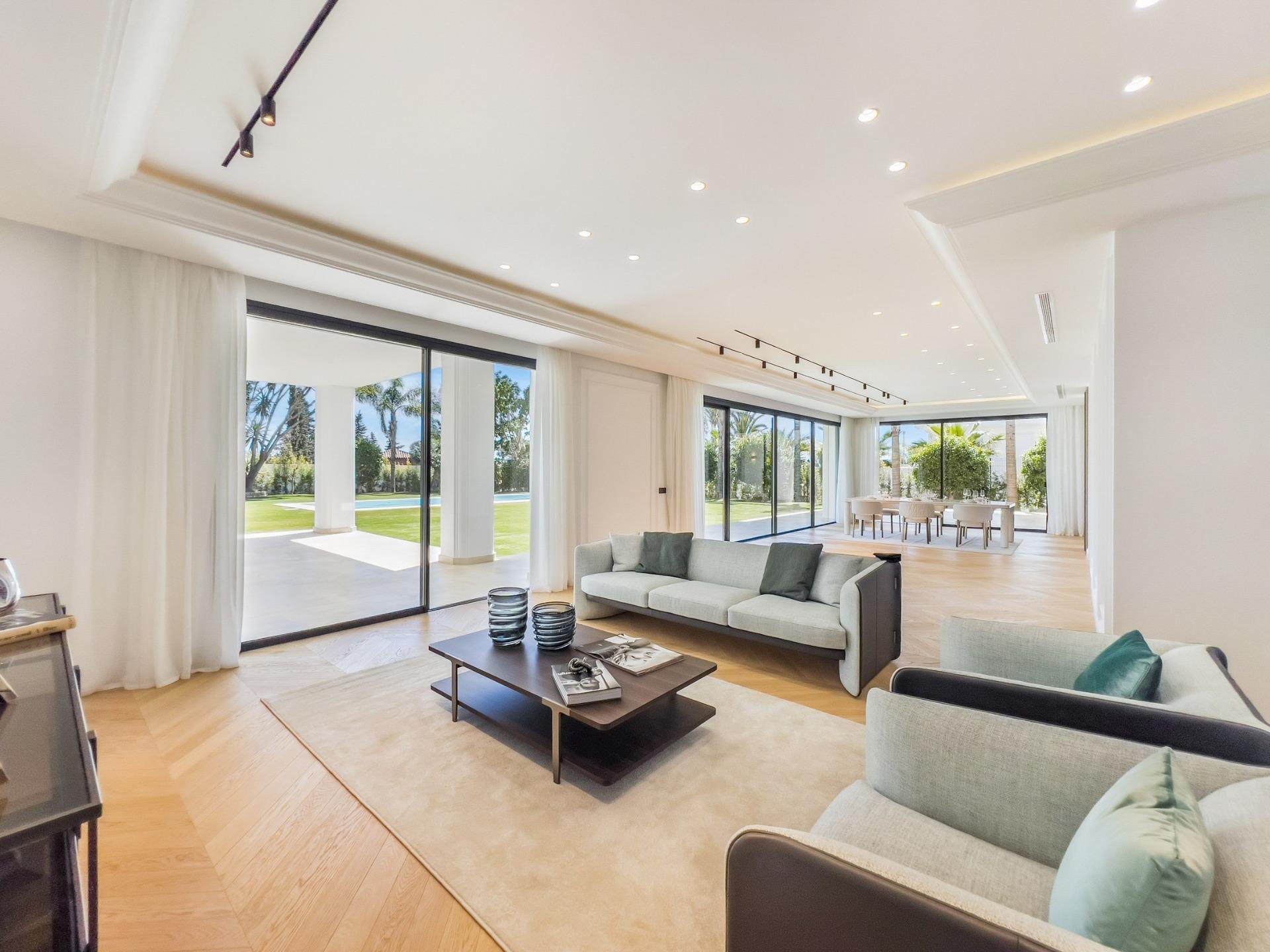 Villa Marbella, Malaga, Spānijā 6 istabas, 647 m2 Nr. 169316