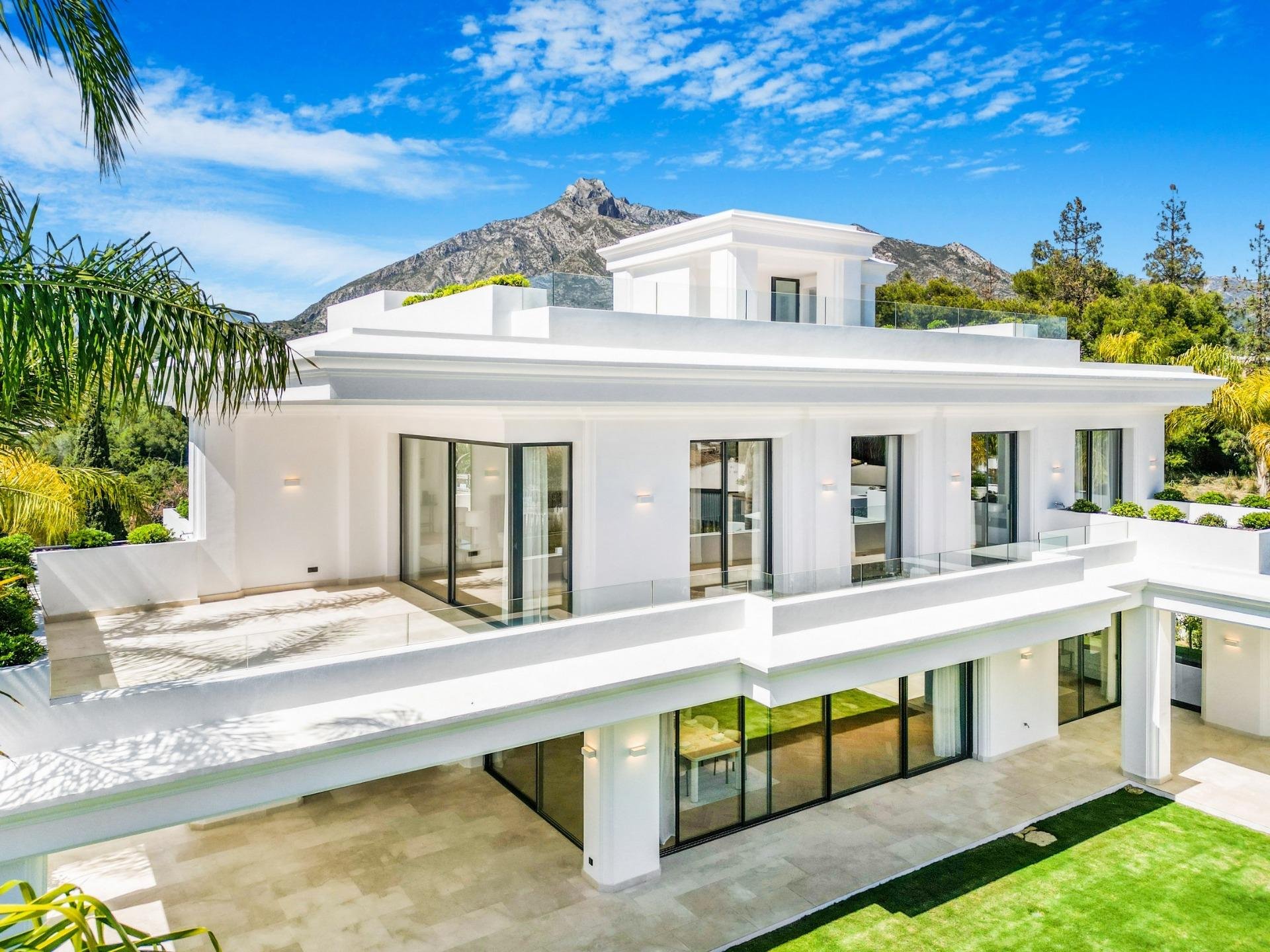 Villa Marbella, Malaga, Spānijā 6 istabas, 647 m2 Nr. 169316