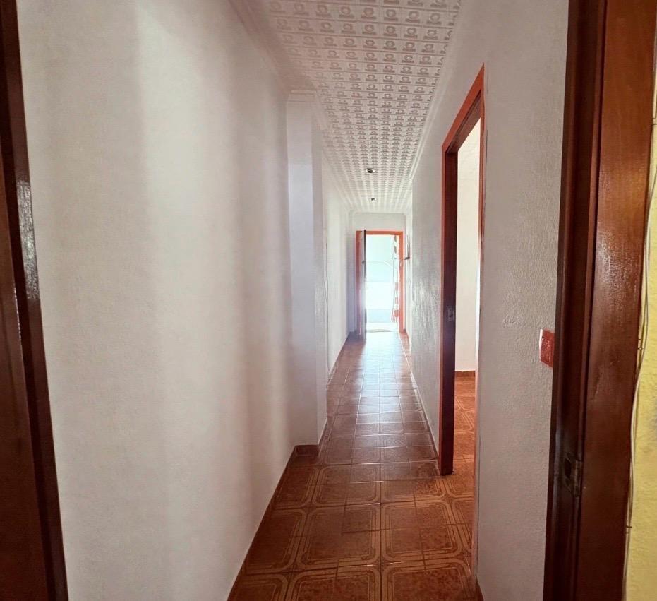 Apartment in Torrevieja, Alicante, Spain 2 bedrooms, 75 sq.m. No. 195673