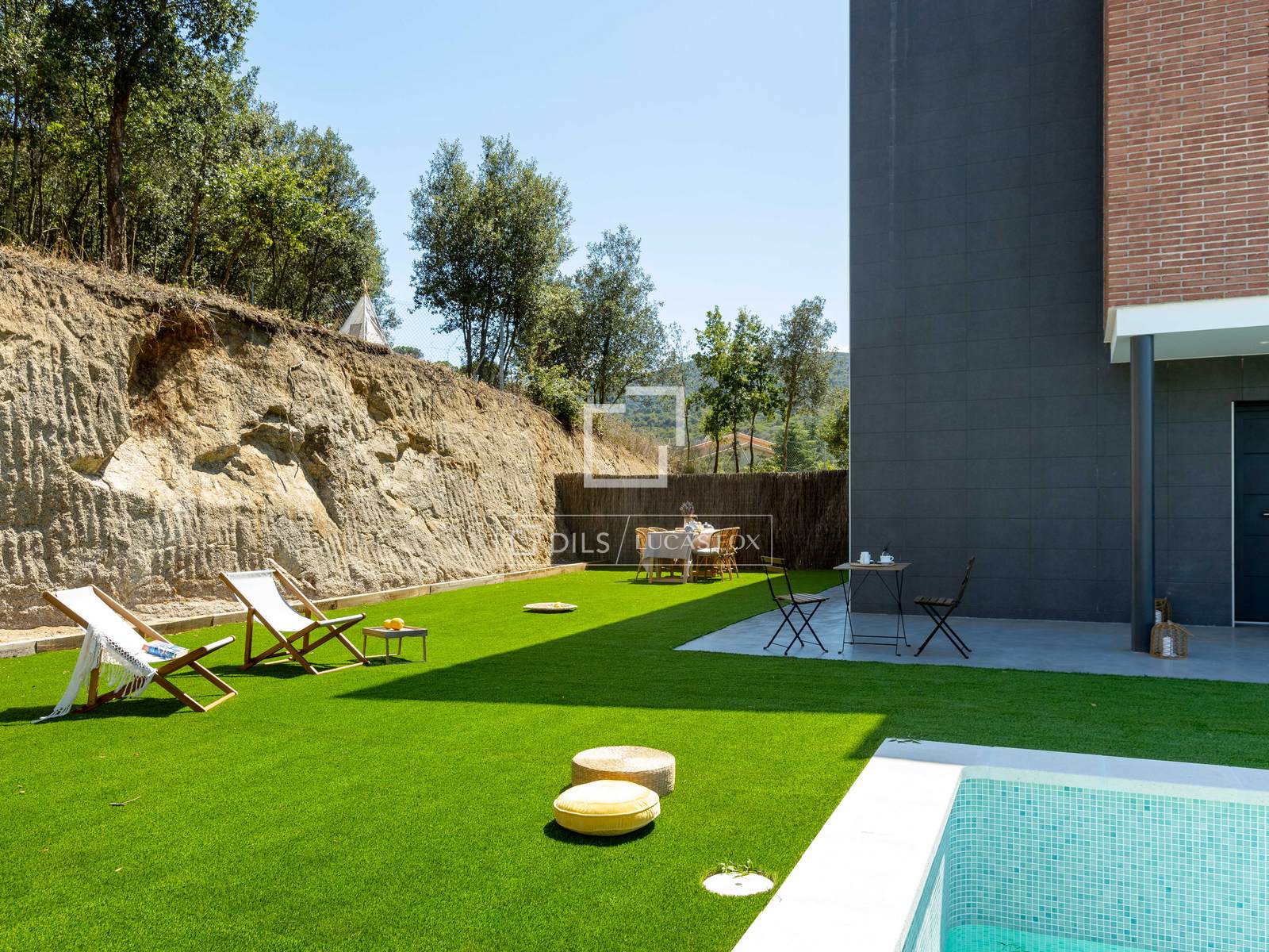 Villa i Vallromanes, Barcelona, Spanien 3 sovrum, 336 kvm. Nr. 150994