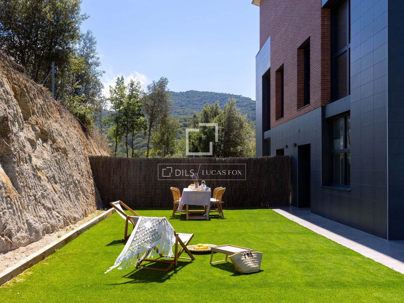 Villa i Vallromanes, Barcelona, Spanien 3 sovrum, 336 kvm. Nr. 150994