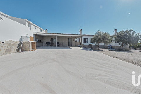 Māja Chiclana de la Frontera, Cadiz, Spānijā 4 istabas, 603 m2 Nr. 173329