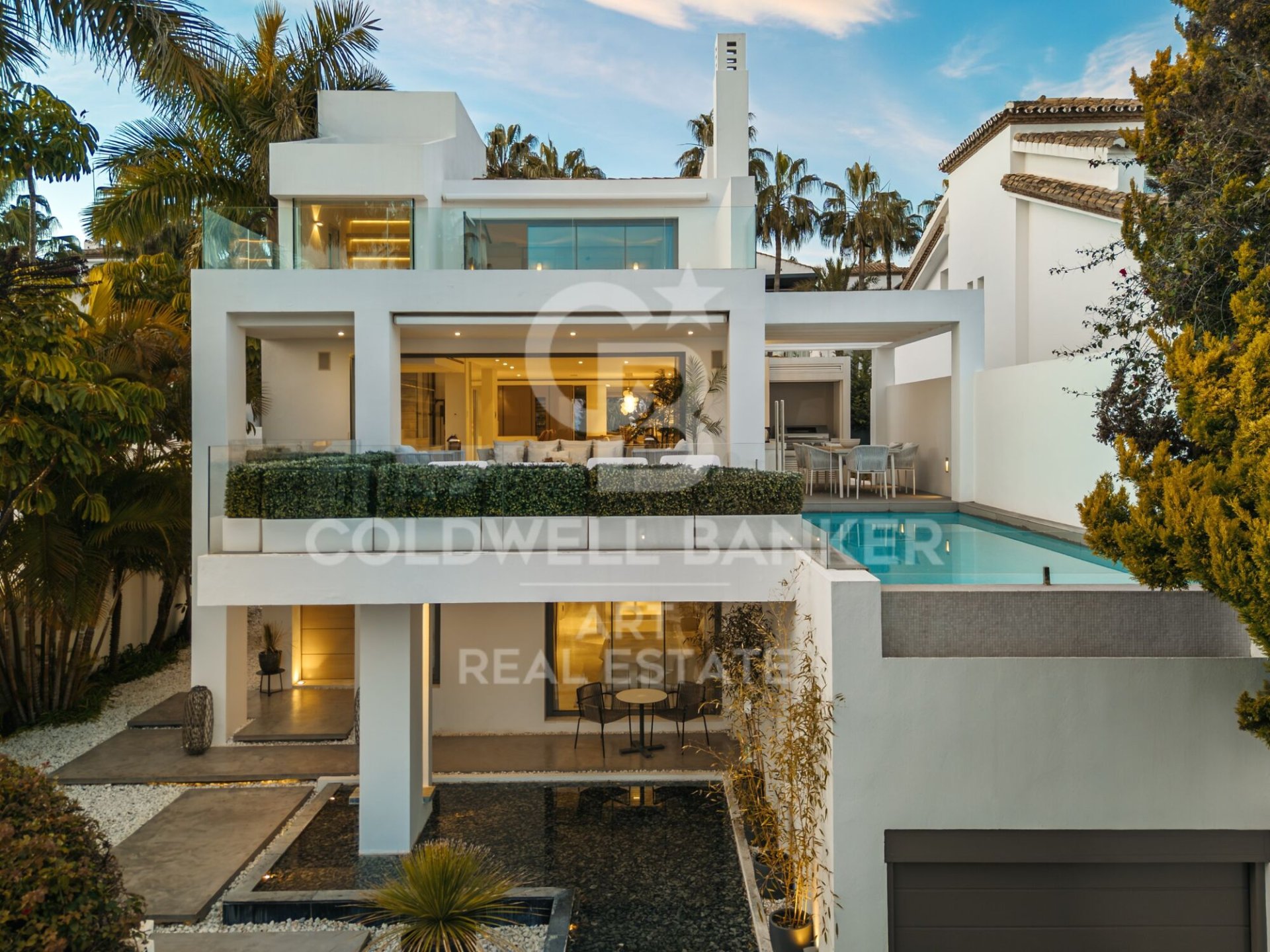 Huvila Marbella, Malaga, Espanja 4 makuuhuonetta, 442 m2 No. 156693