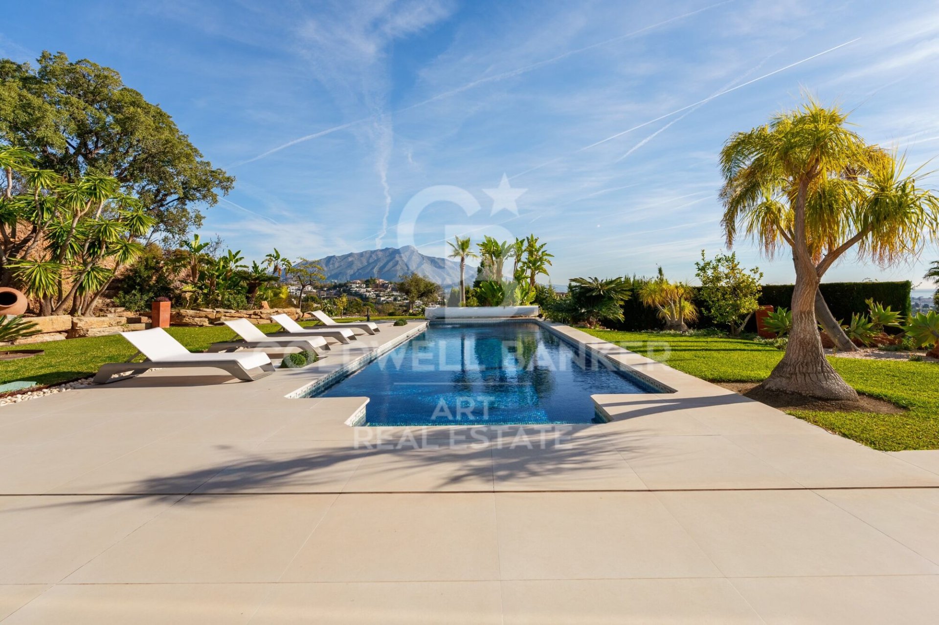 Villa i Benahavis, Malaga, Spanien 9 sovrum, 1177 kvm. Nr. 156689