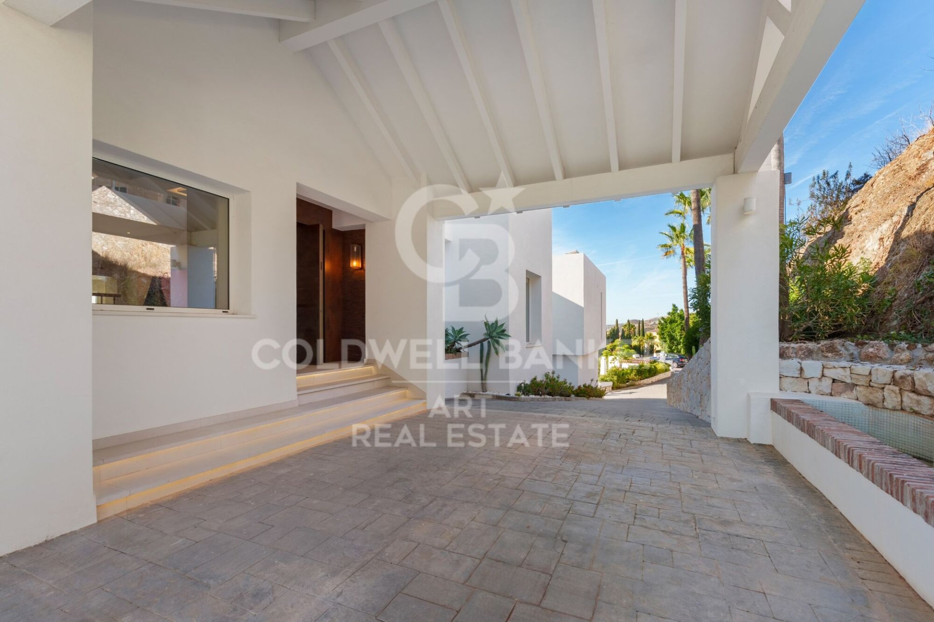 Villa i Benahavis, Malaga, Spanien 9 sovrum, 1177 kvm. Nr. 156689