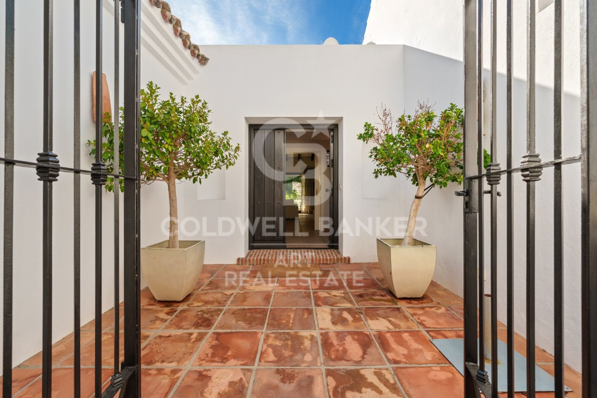 Villa i Benahavis, Malaga, Spanien 9 sovrum, 1177 kvm. Nr. 156689