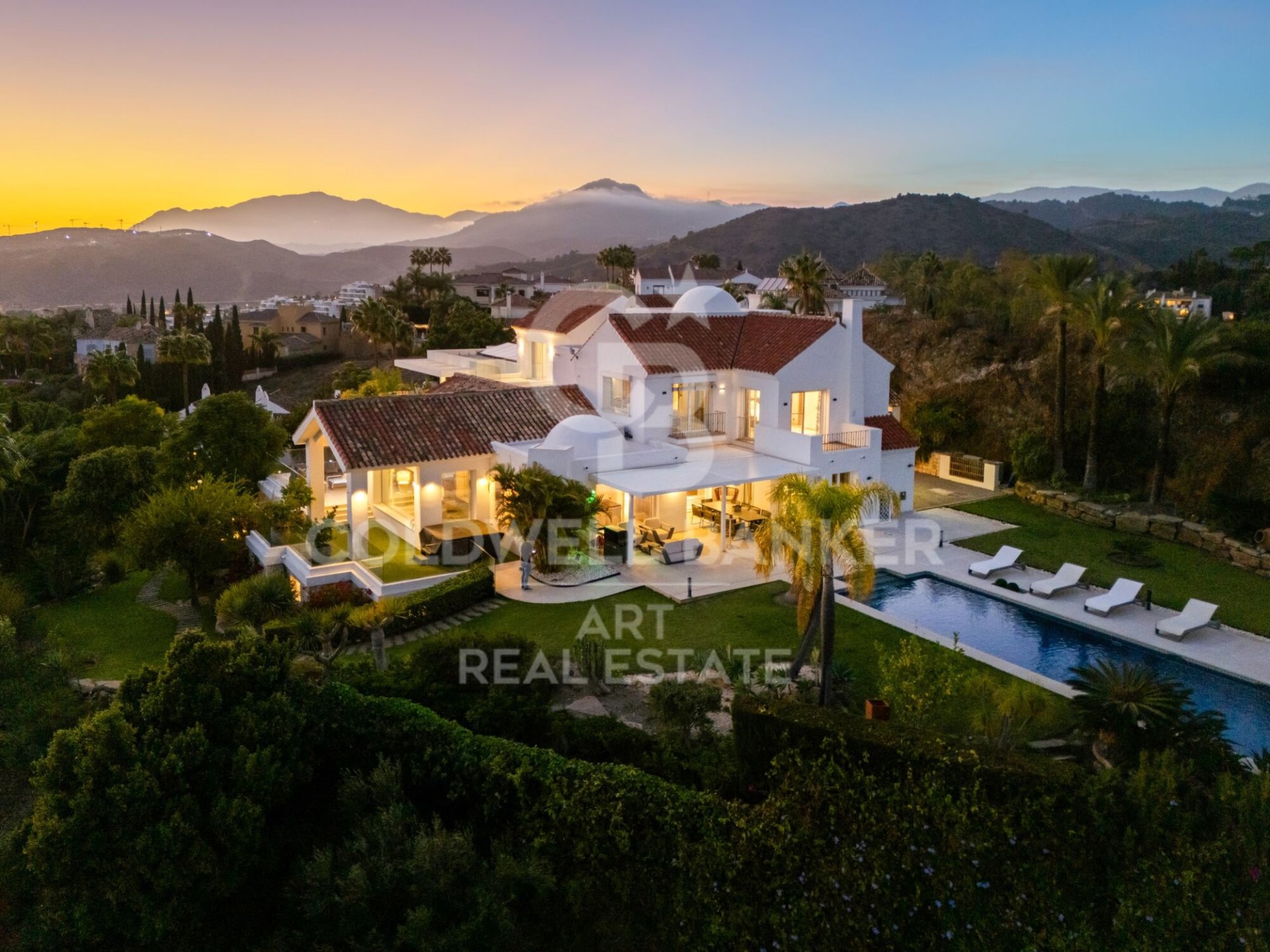 Villa i Benahavis, Malaga, Spanien 9 sovrum, 1177 kvm. Nr. 156689