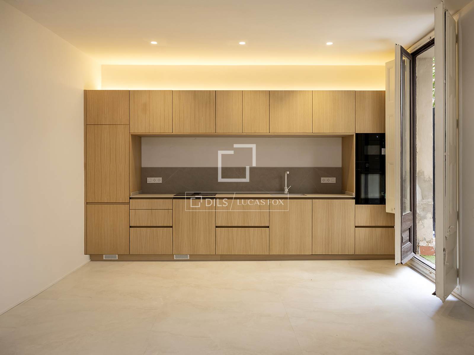 Huoneisto Barcelona, Espanja 3 makuuhuonetta, 92 m2 No. 161372