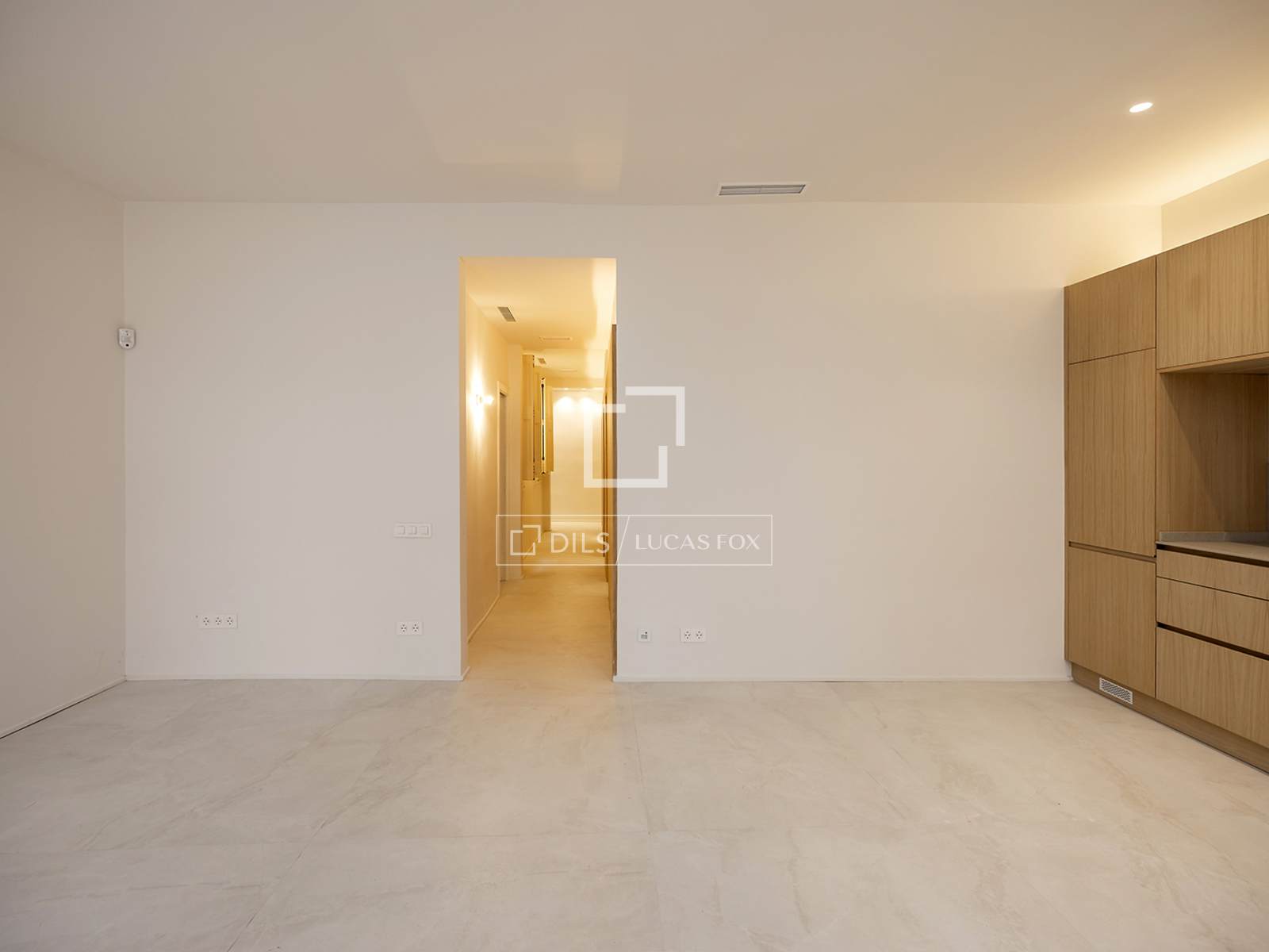 Huoneisto Barcelona, Espanja 3 makuuhuonetta, 92 m2 No. 161372