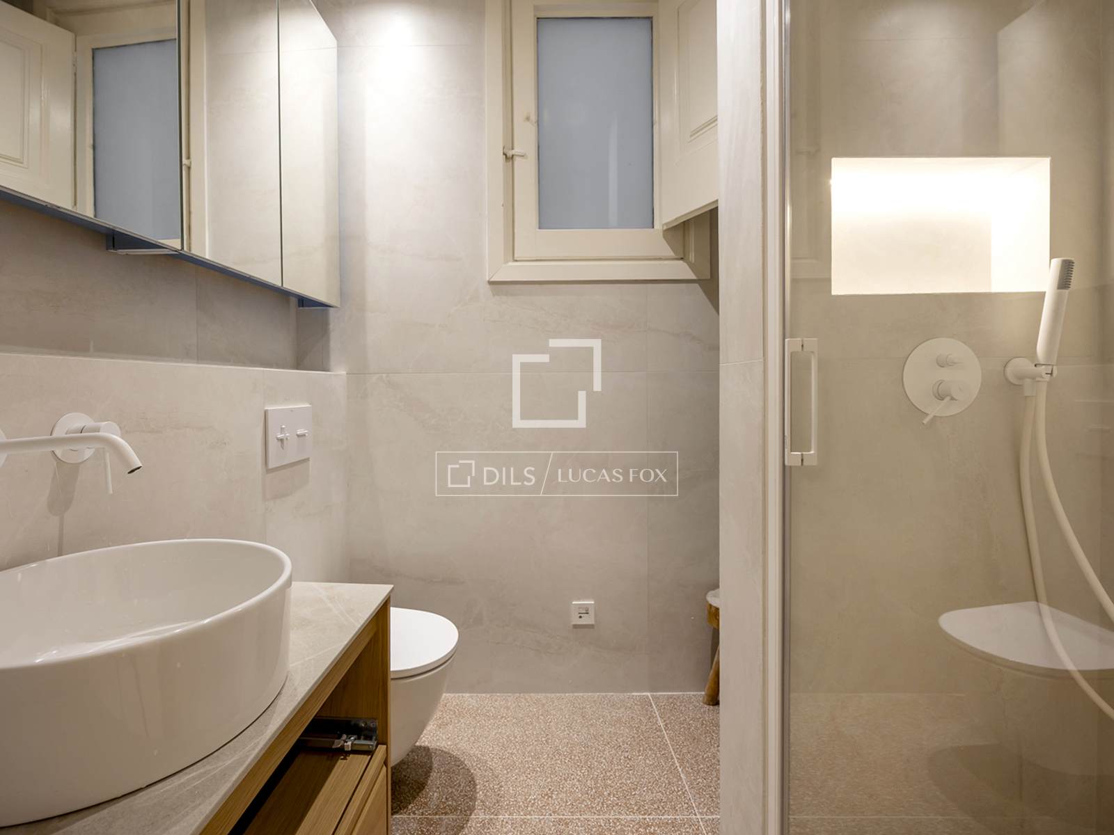 Huoneisto Barcelona, Espanja 3 makuuhuonetta, 92 m2 No. 161372