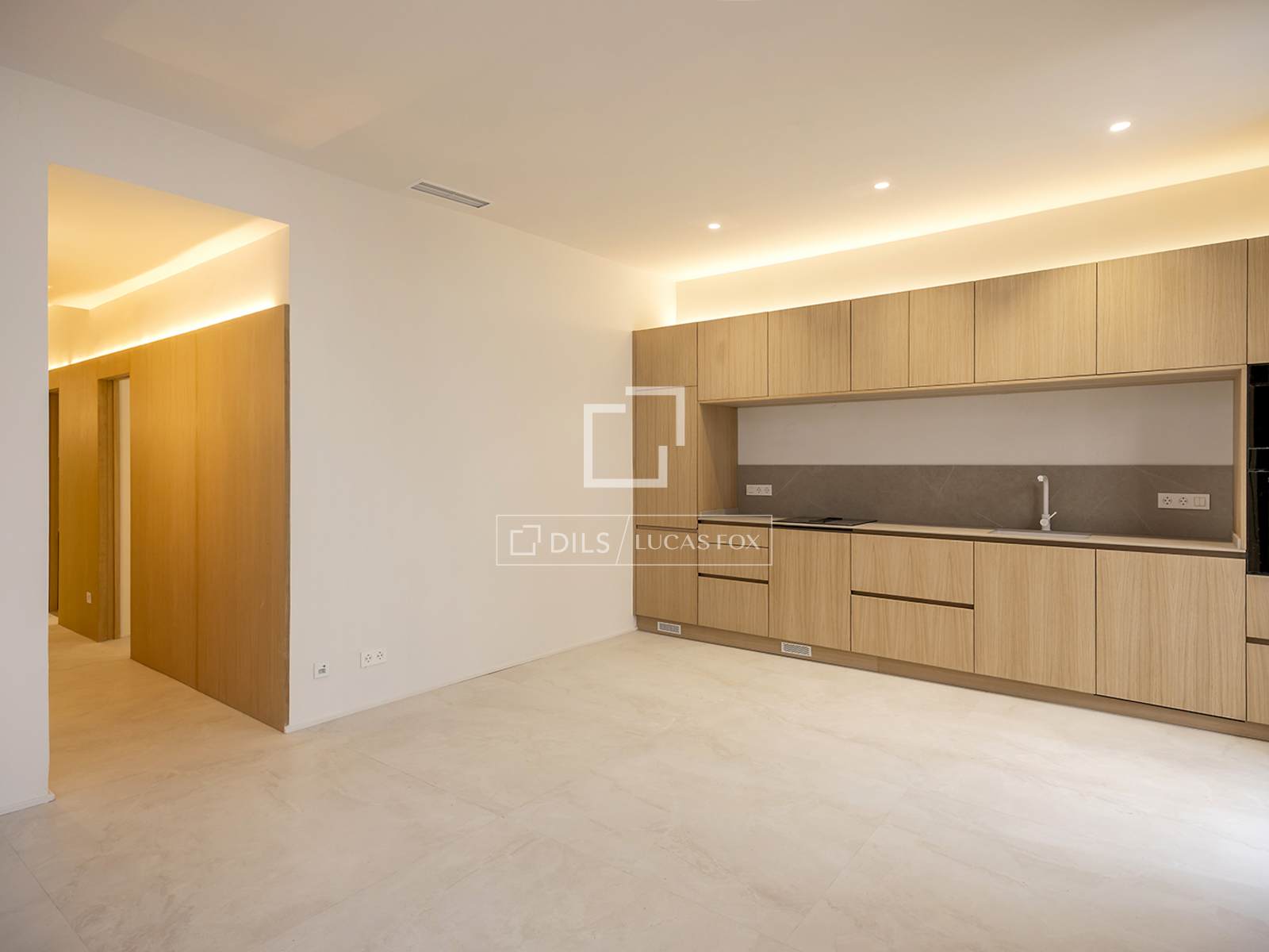 Huoneisto Barcelona, Espanja 3 makuuhuonetta, 92 m2 No. 161372