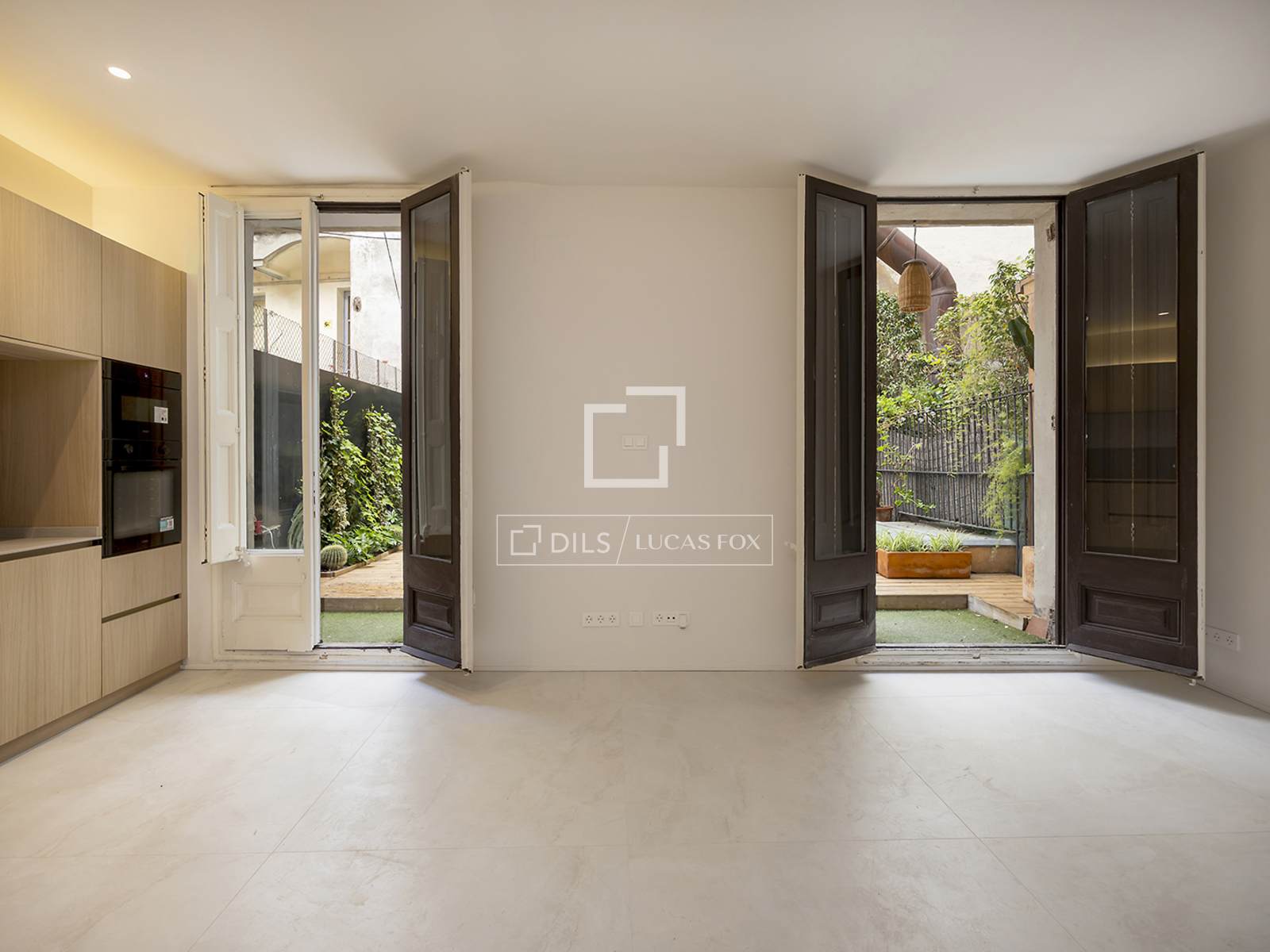 Huoneisto Barcelona, Espanja 3 makuuhuonetta, 92 m2 No. 161372