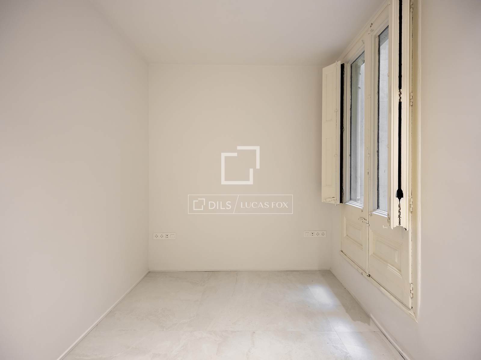 Huoneisto Barcelona, Espanja 3 makuuhuonetta, 92 m2 No. 161372