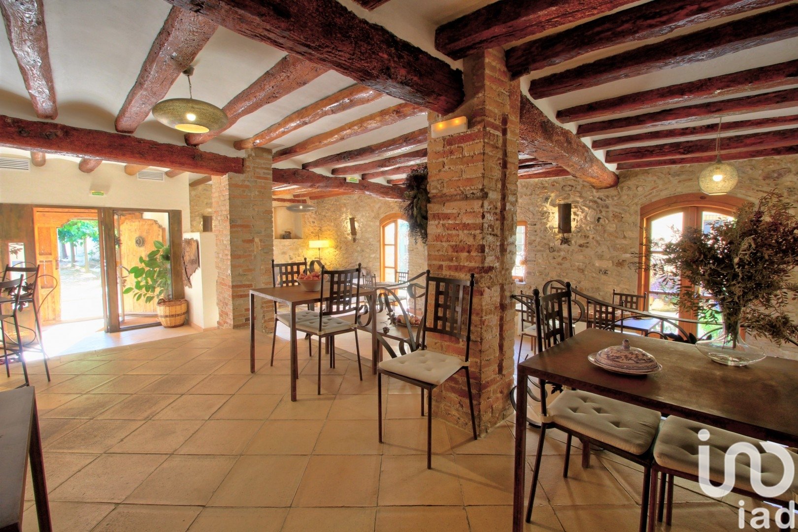 Hotelli Els Guiamets, Tarragona, Espanja 10 makuuhuonetta, 626 m2 No. 153817