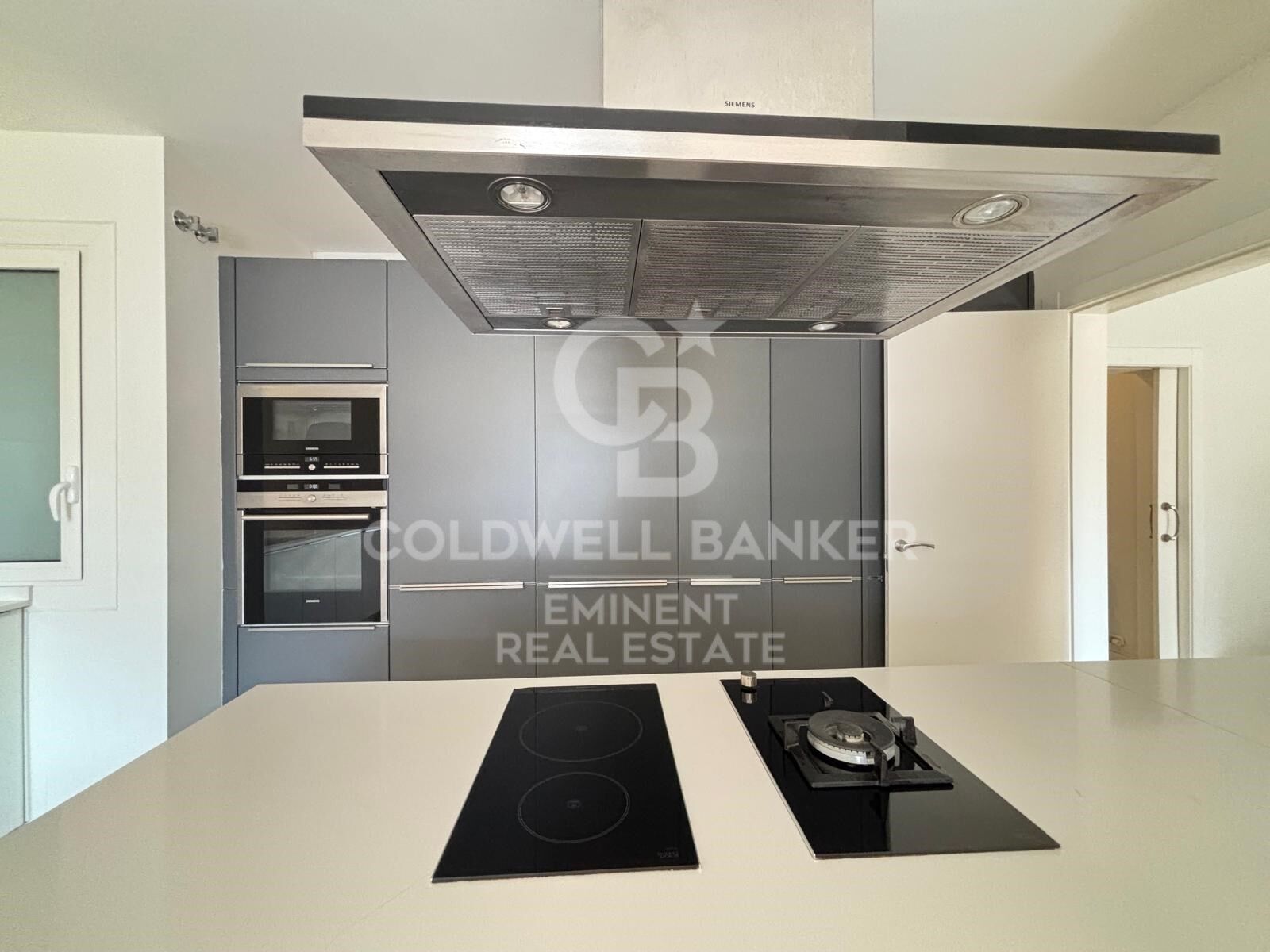 Huoneisto Barcelona, Espanja 3 makuuhuonetta, 133 m2 No. 179089