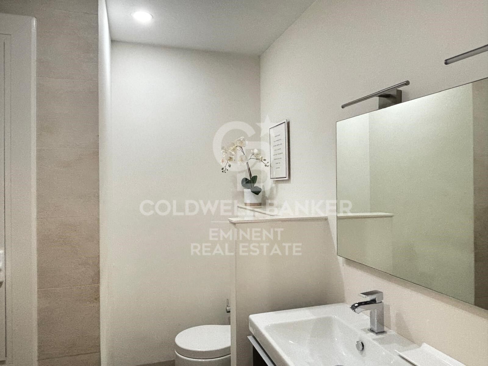Huoneisto Barcelona, Espanja 3 makuuhuonetta, 133 m2 No. 179089