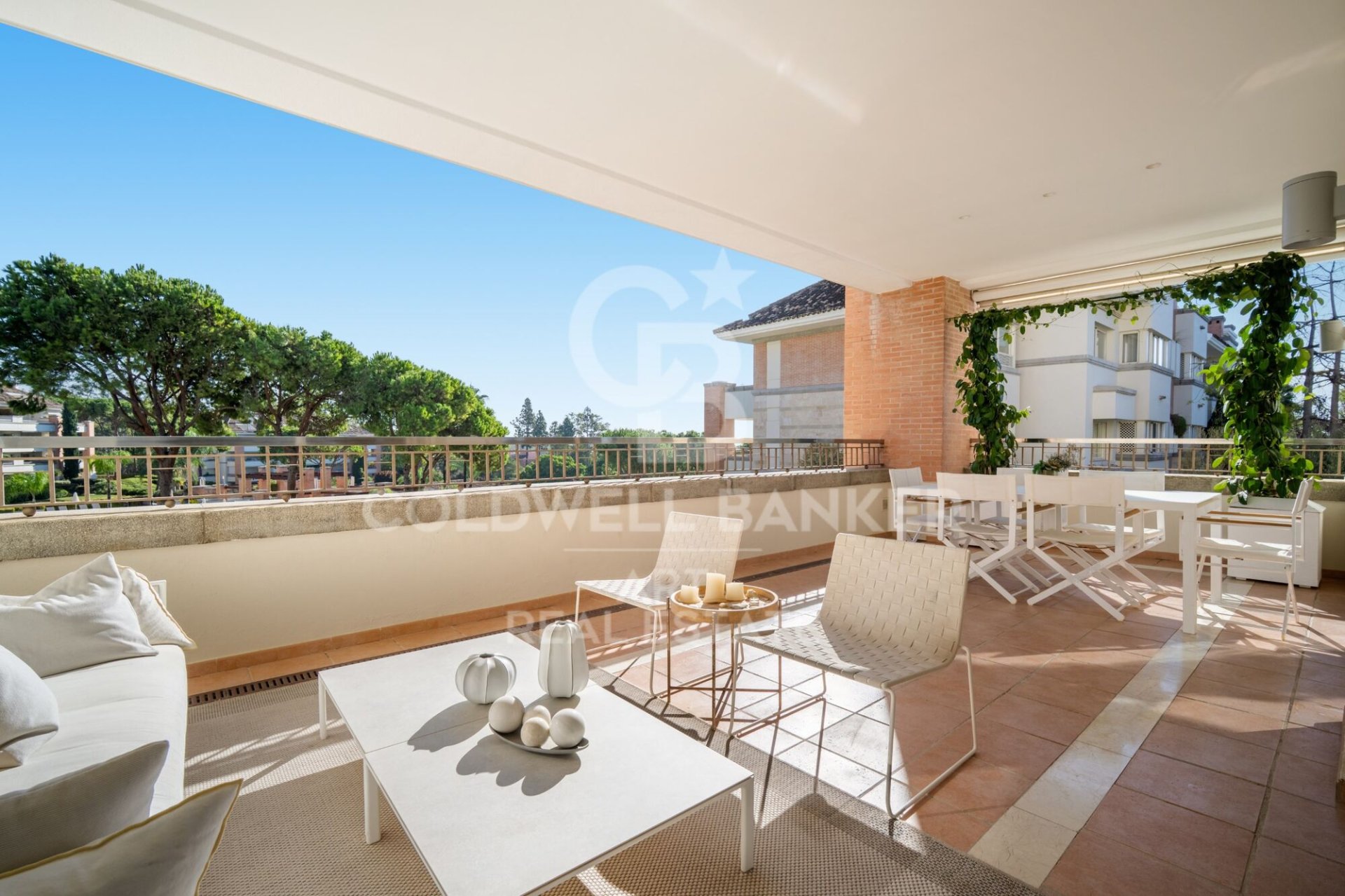 Lägenhet i Marbella, Malaga, Spanien 4 sovrum, 345 kvm. Nr. 179088