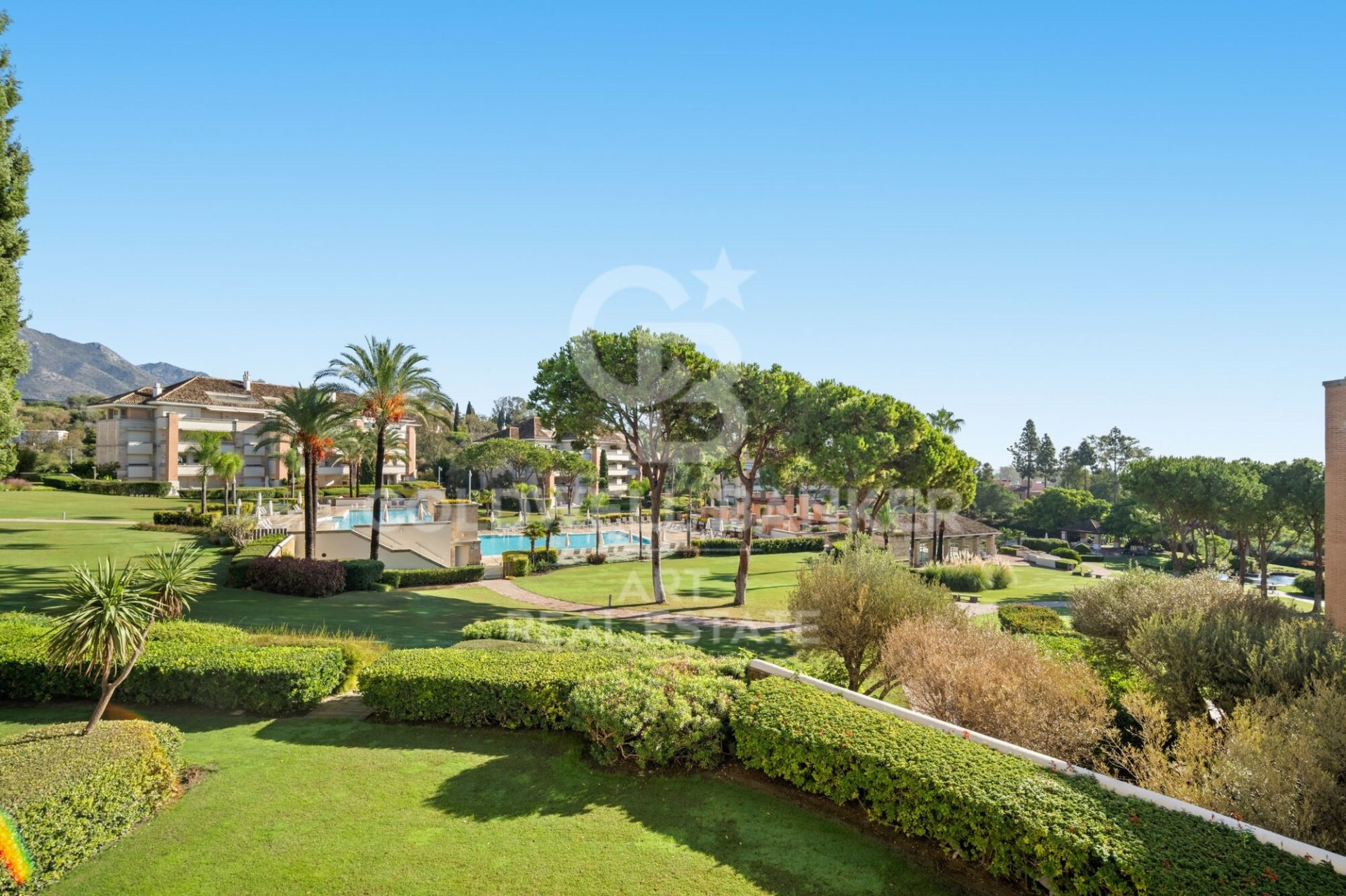 Lägenhet i Marbella, Malaga, Spanien 4 sovrum, 345 kvm. Nr. 179088