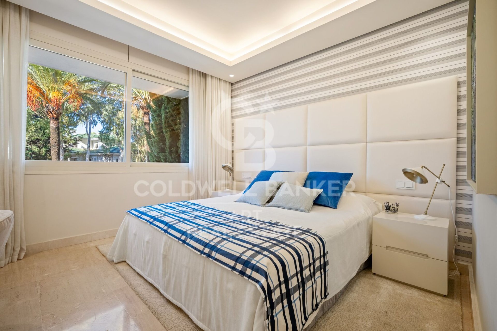 Lägenhet i Marbella, Malaga, Spanien 4 sovrum, 345 kvm. Nr. 179088