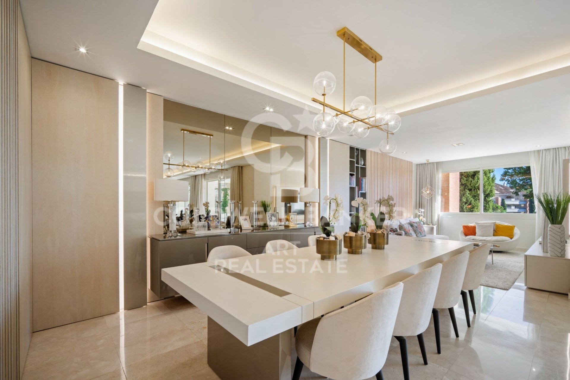 Lägenhet i Marbella, Malaga, Spanien 4 sovrum, 345 kvm. Nr. 179088