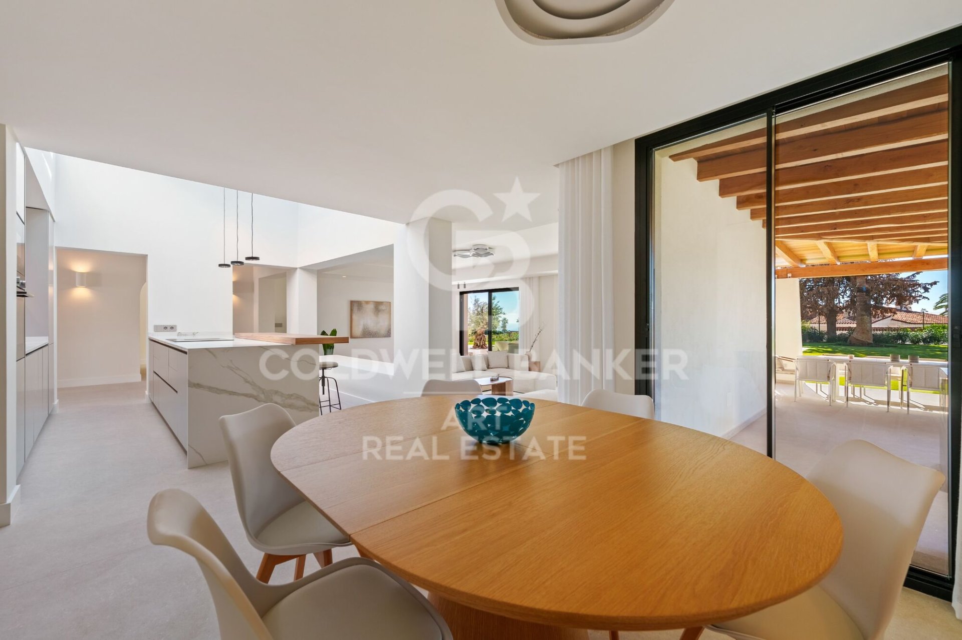 Villa en Marbella, Málaga, España 5 dormitorios, 317 m2 No. 179085