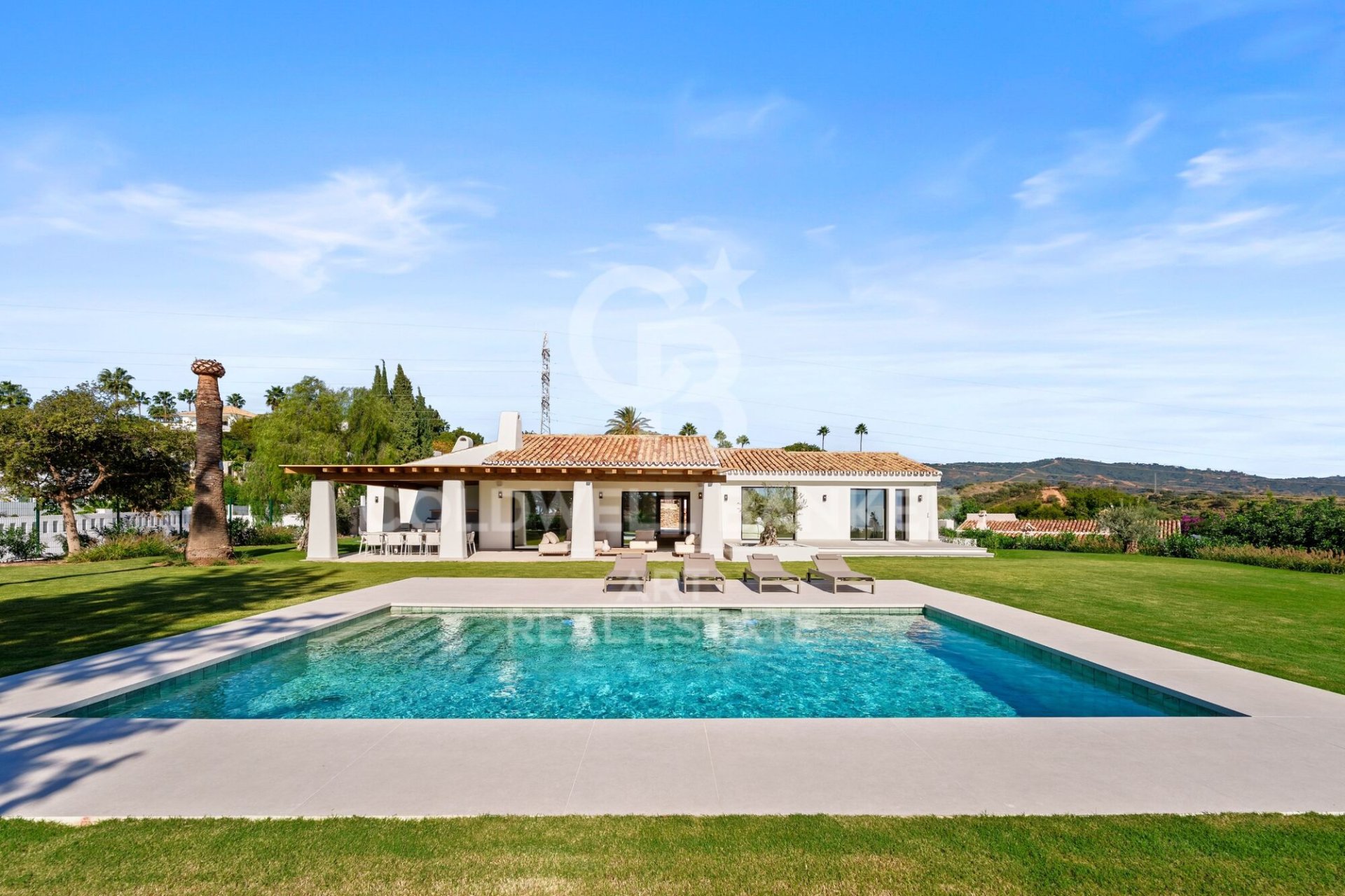 Villa en Marbella, Málaga, España 5 dormitorios, 317 m2 No. 179085