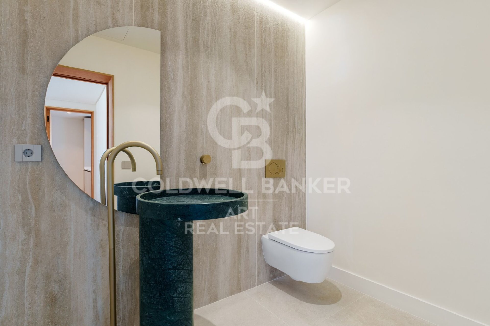 Villa en Marbella, Málaga, España 5 dormitorios, 317 m2 No. 179085