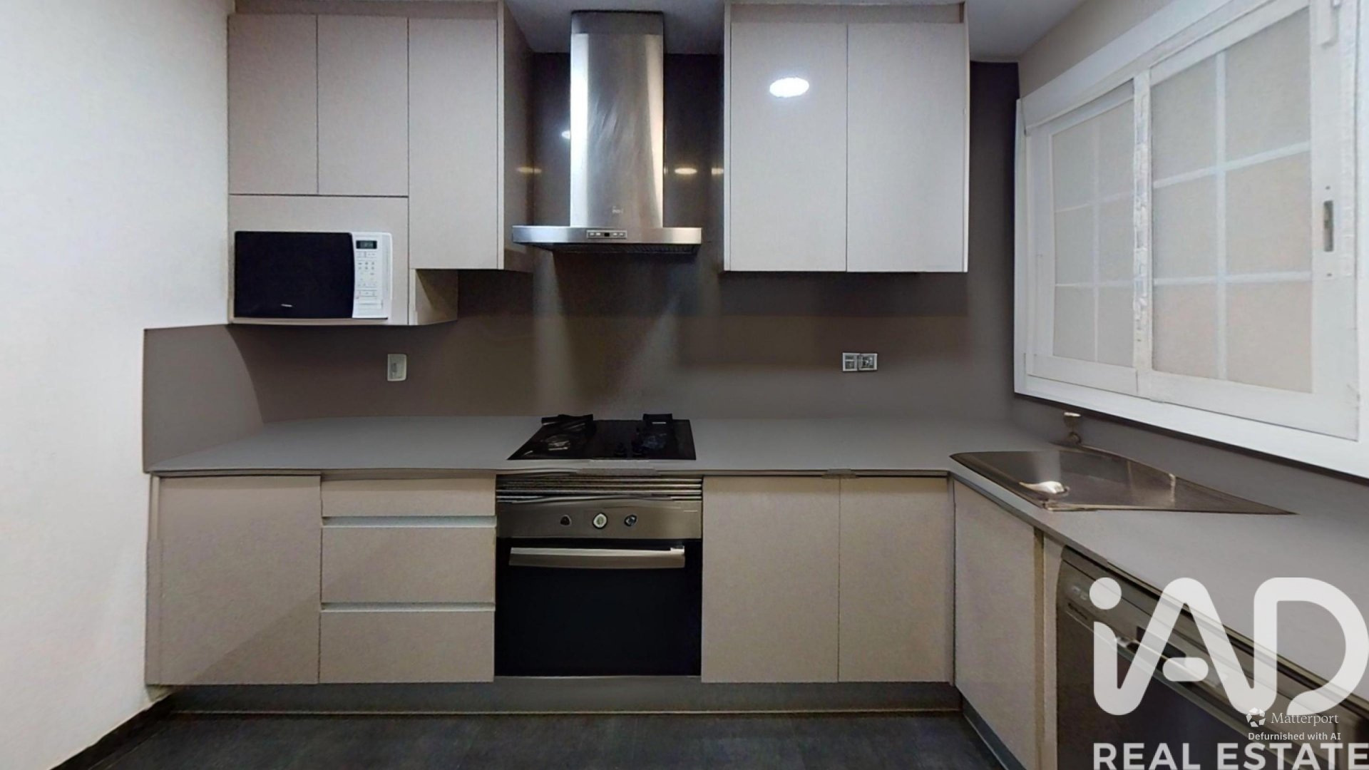 Wohnung in Barcelona, Spanien 4 Schlafzimmer, 110 m2 Nr. 172333