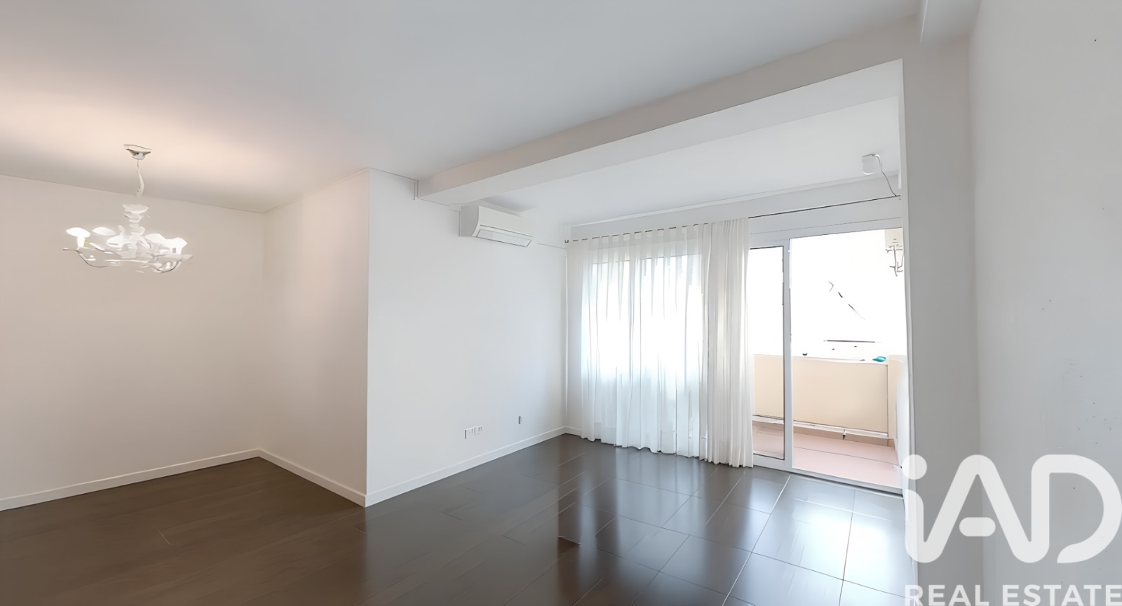 Wohnung in Barcelona, Spanien 4 Schlafzimmer, 110 m2 Nr. 172333