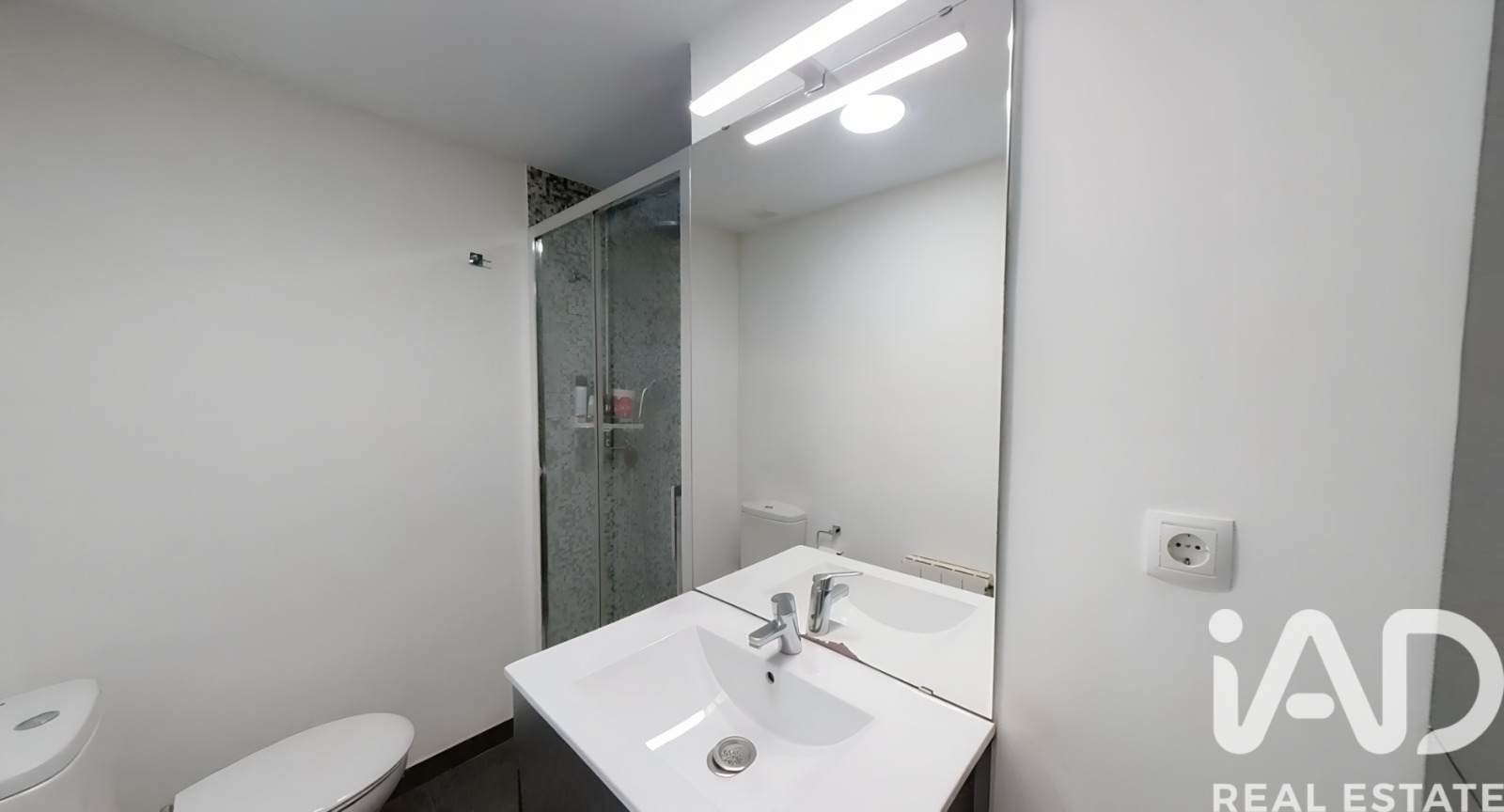 Wohnung in Barcelona, Spanien 4 Schlafzimmer, 110 m2 Nr. 172333