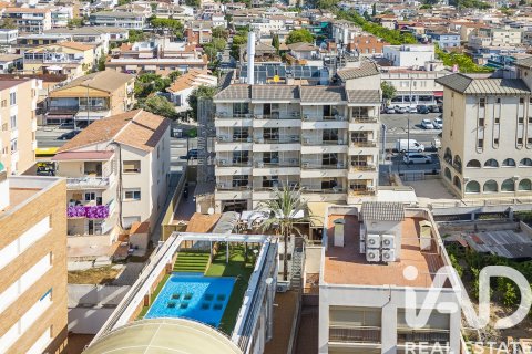 Liikekiinteistö Calafell, Tarragona, Espanja 2924 m2 No. 172334