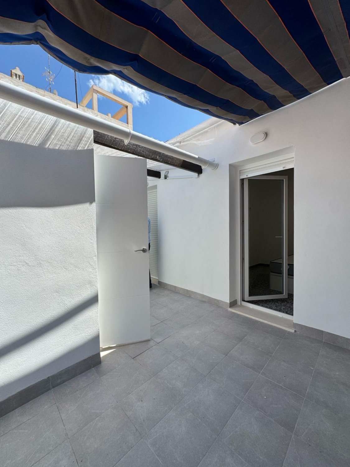 Huoneisto Torrevieja, Alicante, Espanja 3 makuuhuonetta, 109 m2 No. 144134