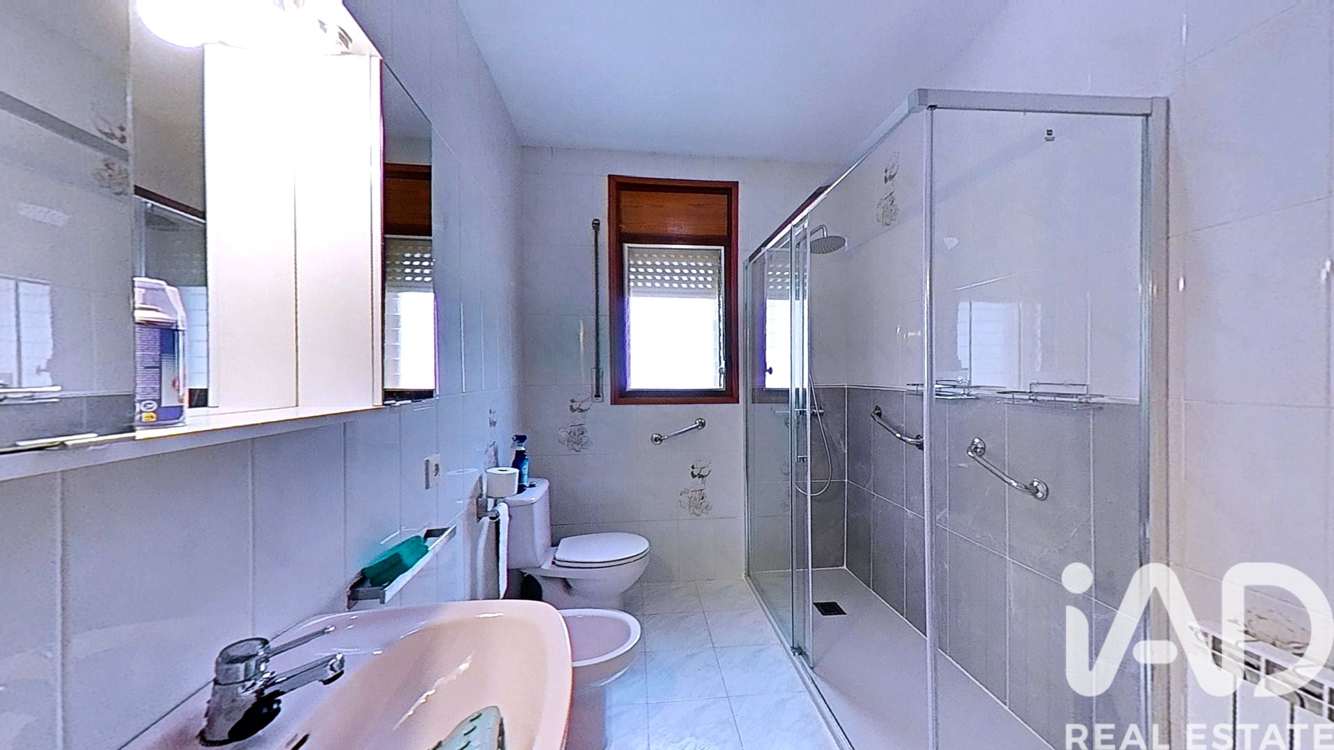 Apartment in Vallmoll, Tarragona, Spain 4 bedrooms, 256 sq.m. No. 173168