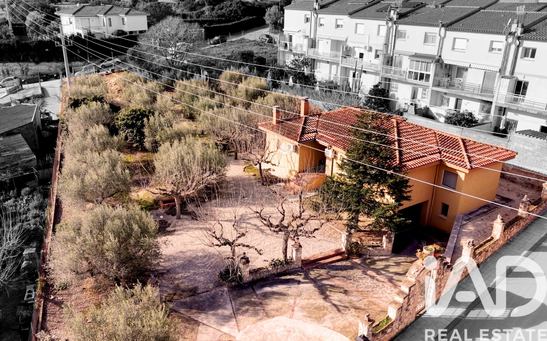 Apartment in Vallmoll, Tarragona, Spain 4 bedrooms, 256 sq.m. No. 173168
