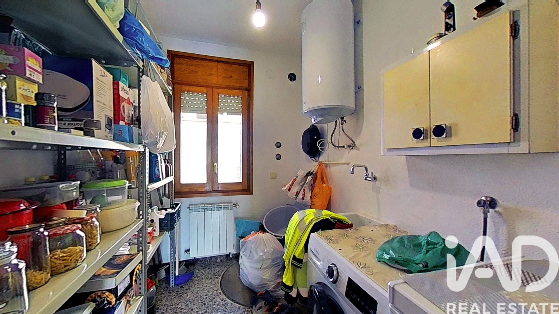 Apartment in Vallmoll, Tarragona, Spain 4 bedrooms, 256 sq.m. No. 173168