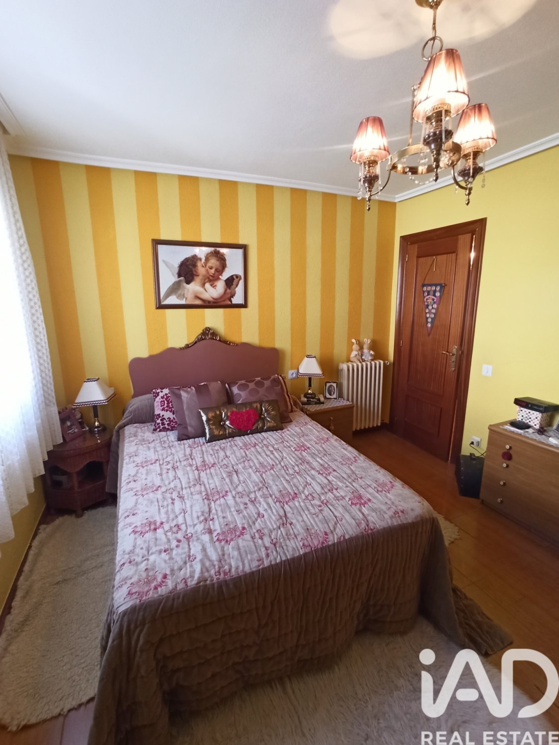 Māja Cuadros, Leon, Spānijā 5 istabas, 285 m2 Nr. 173166