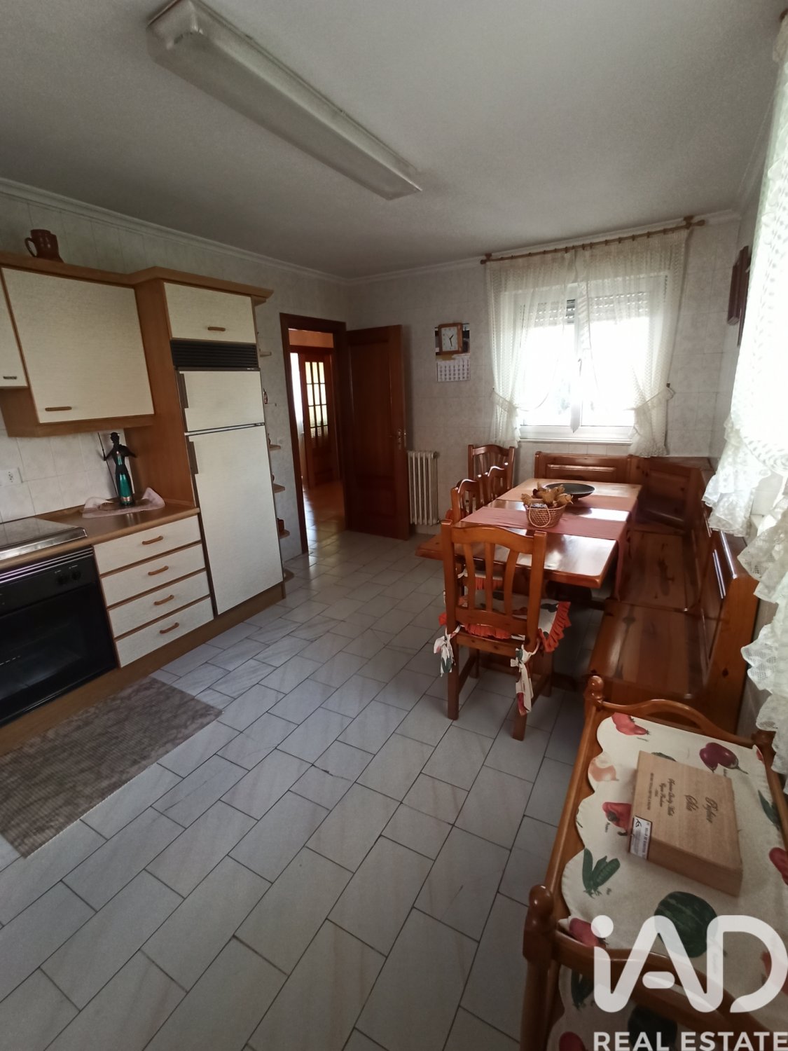 Māja Cuadros, Leon, Spānijā 5 istabas, 285 m2 Nr. 173166