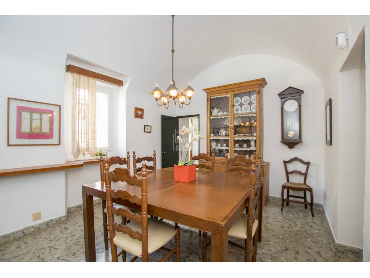 Casa adosada en Ciutadella De Menorca, Menorca, España 5 dormitorios, 243 m2 No. 24233