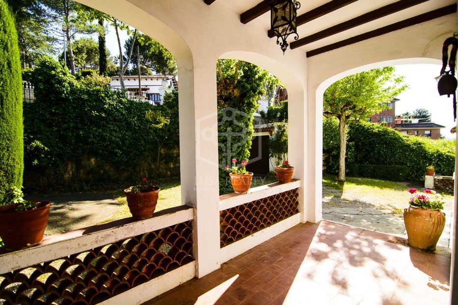 Commercial property à Gelida, Barcelona, Espagne 13 chambres, 1164 m2 No. 78390