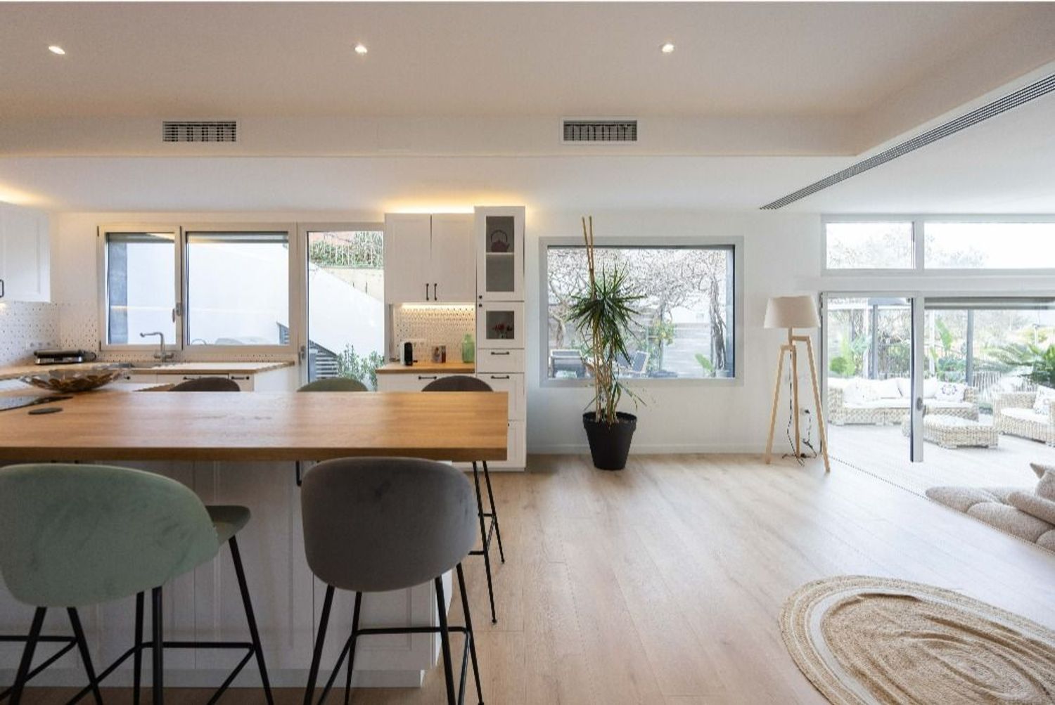 Talo Esplugues de Llobregat, Barcelona, Espanja 4 makuuhuonetta, 351 m2 No. 182663
