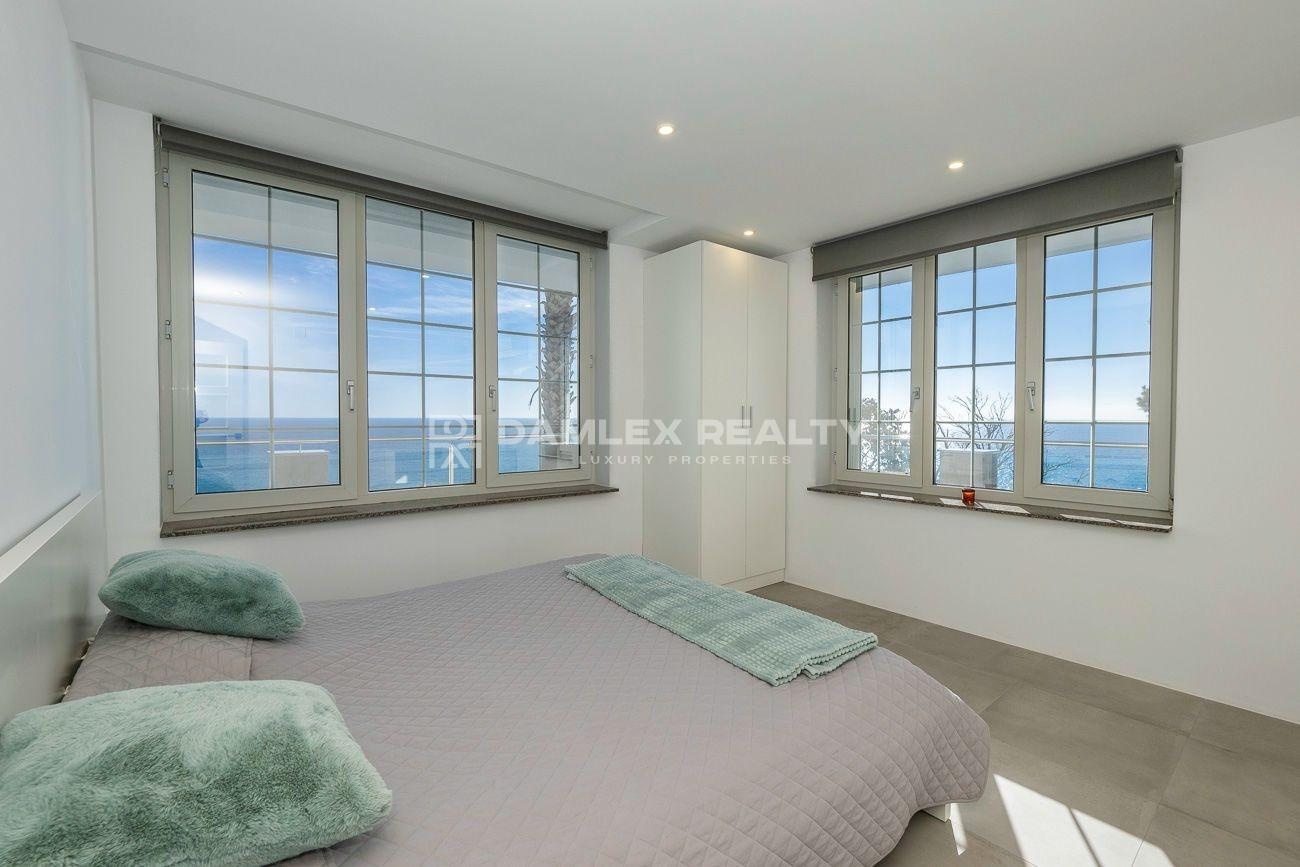 Villa in Lloret de Mar, Girona, Spain 4 bedrooms,  No. 182664