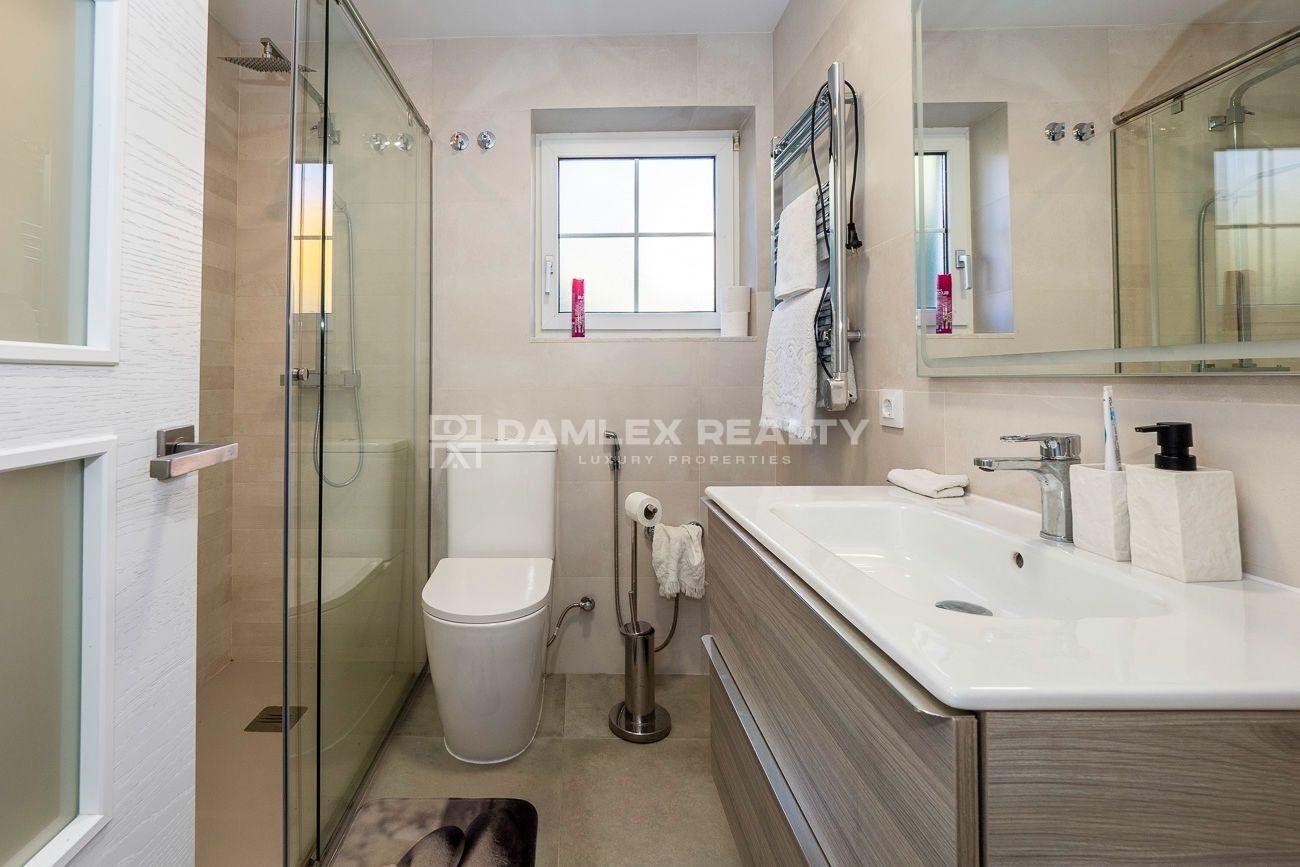 Villa in Lloret de Mar, Girona, Spain 4 bedrooms,  No. 182664