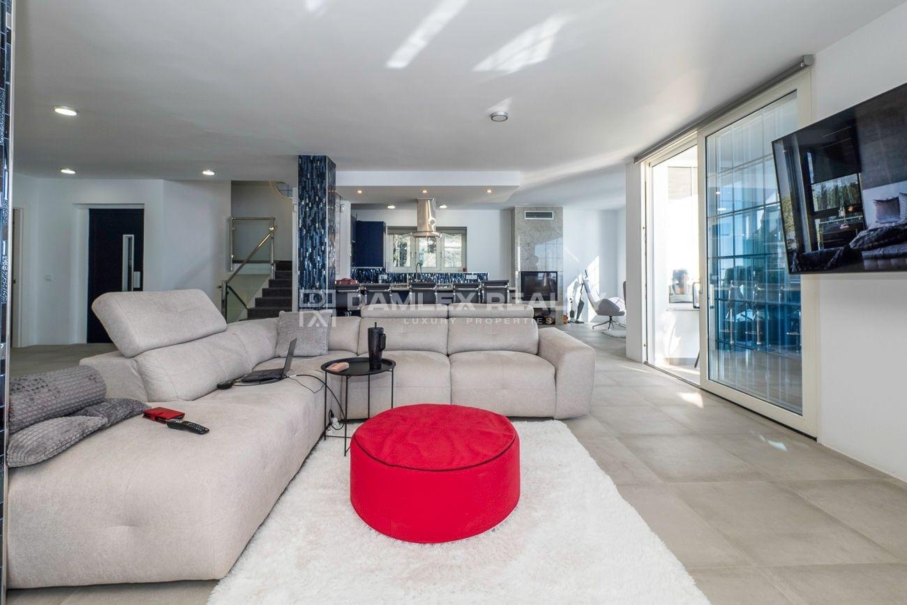 Villa in Lloret de Mar, Girona, Spain 4 bedrooms,  No. 182664