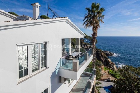 Villa in Lloret de Mar, Girona, Spanien 4 Schlafzimmer,  Nr. 182664
